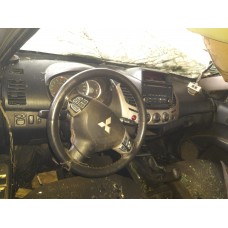 Mitsubishi L 200 Cr Çıkma Komple Göğüs