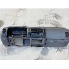 Mitsubishi L 200 Magnum Göğüs 